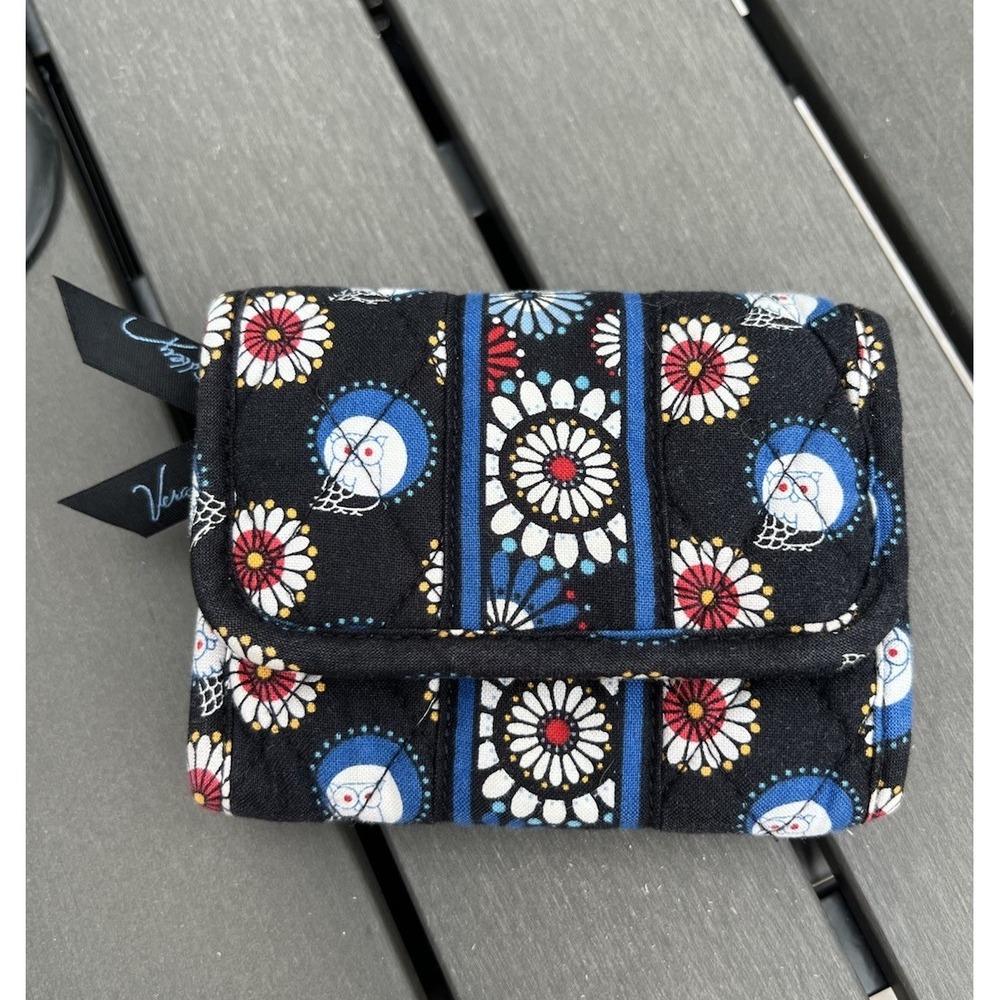 Vera Bradley Trifold Pocket Wallet Compact‎ Coin Purse Night Owl Red White Blue - Picture 1 of 10